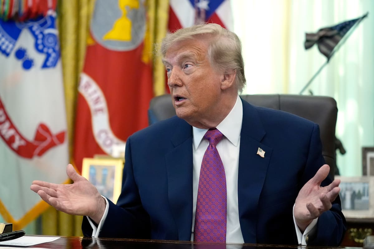 El presidente de Estados Unidos, Donald Trump, habla en el Despacho Oval de la Casa Blanca, el jueves 27 de agosto de 2026, en Washington