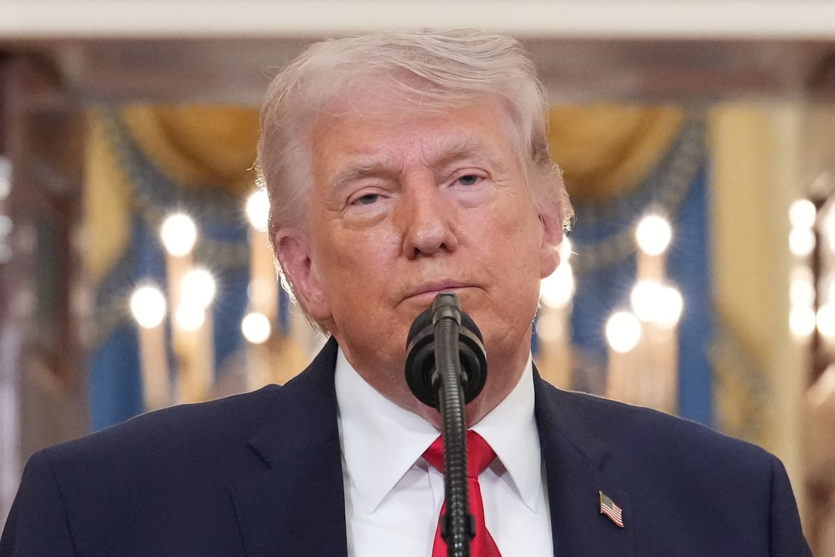 El presidente de Estados Unidos, Donald Trump, habla sobre la guerra con Irán desde el Corredor Estatal de la Casa Blanca