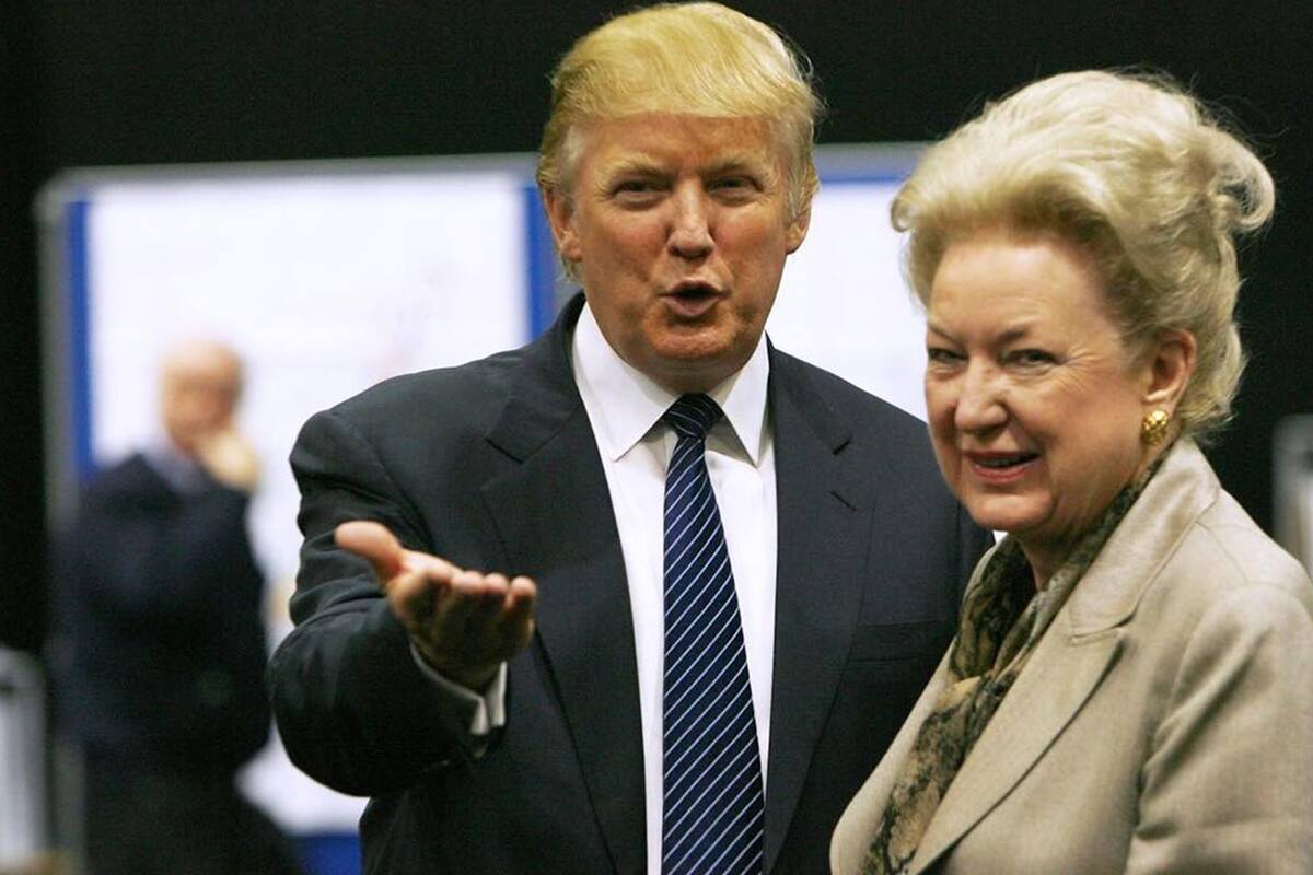 El presidente de Estados Unidos Donald Trump y su hermana Maryanne Trump Barry