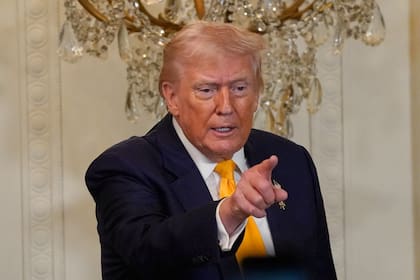 El presidente de Estados Unidos, en la Sala Este de la Casa Blanca, el 18 de febrero de 2026, en Washington.