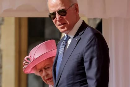 El presidente de Estados Unidos, Joe Biden, en un encuentro con la reina Isabel II.