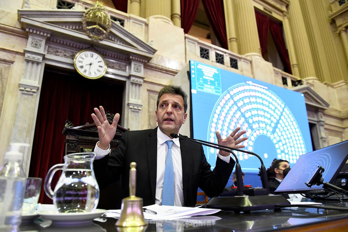 El presidente de la Cámara de Diputados estuvo presente en el encuentro con la misión del FMI