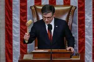 El presidente de la Cámara de Representantes, Mike Johnson, encabezó la iniciativa para aprobar el proyecto de ley.