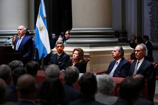 Aconsejan que la Corte no intervenga en una puja por las tarifas