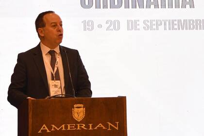 El presidente de la entidad, Martín Etchevers, fue reelecto; en un discurso, hizo hincapié en la coyuntura que golpea a la Argentina y a los medios de prensa