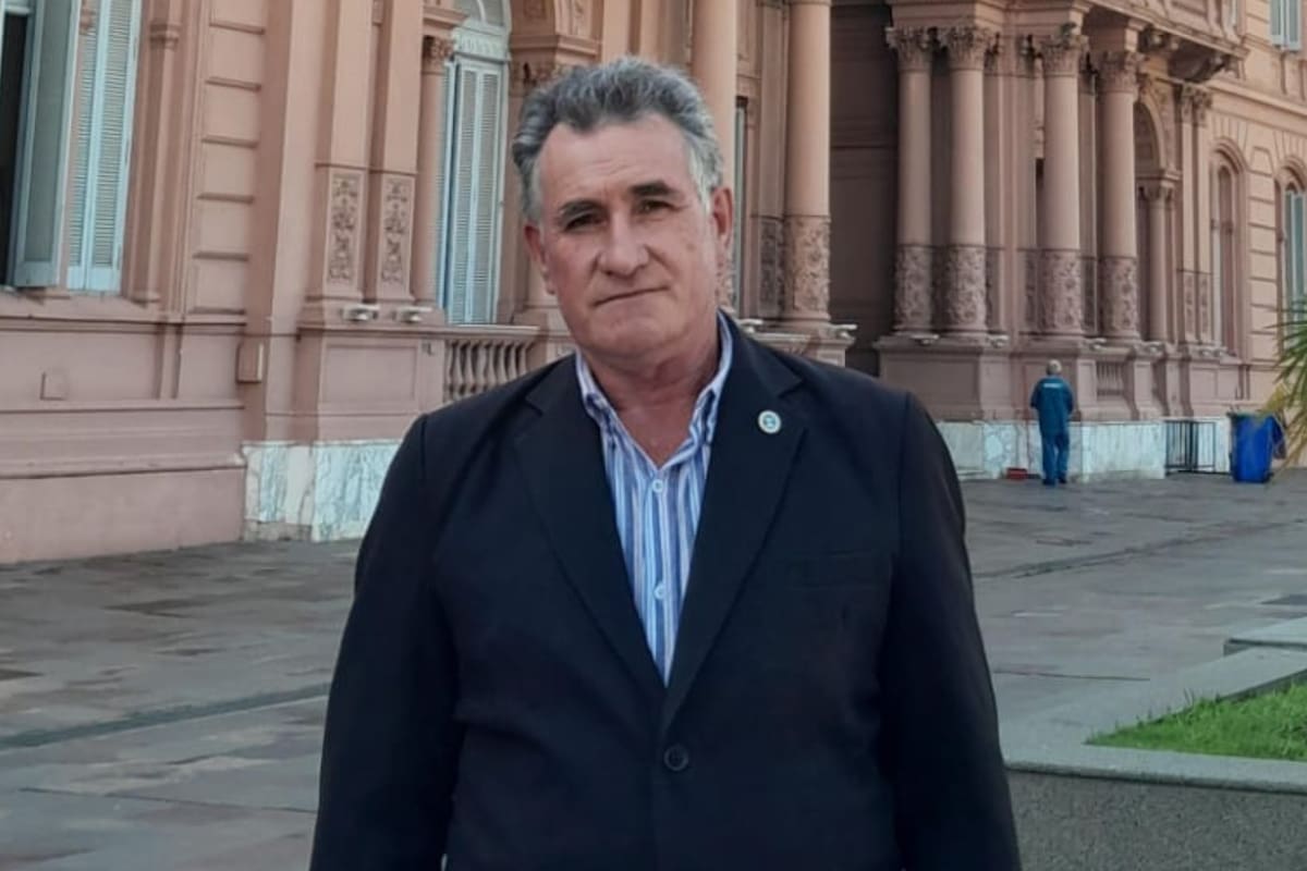 El presidente de la Federación Agraria Argentina (FAA), Carlos Achetoni, falleció esta madrugada