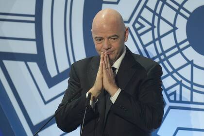 El presidente de la FIFA Gianni Infantino reacciona durante su mensaje durante los Premios Anuales de la AFC Seúl 2023 el martes 29 de octubre del 2024. (AP Foto/Lee Jin-man)