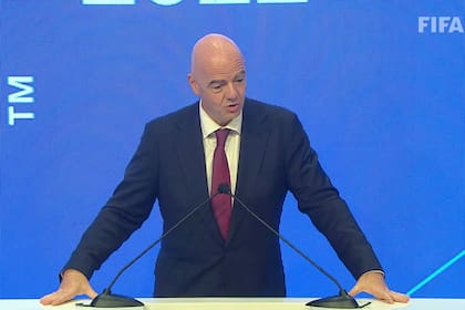 El presidente de la FIFA, Gianni Infantino, durante el sorteo del Mundial de Clubes 2023 celebrado en Rabat, Marruecos