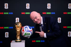 Cómo construyó su poder el hombre que mueve miles de millones, es aliado de Trump y atrapa al planeta fútbol con su Mundial