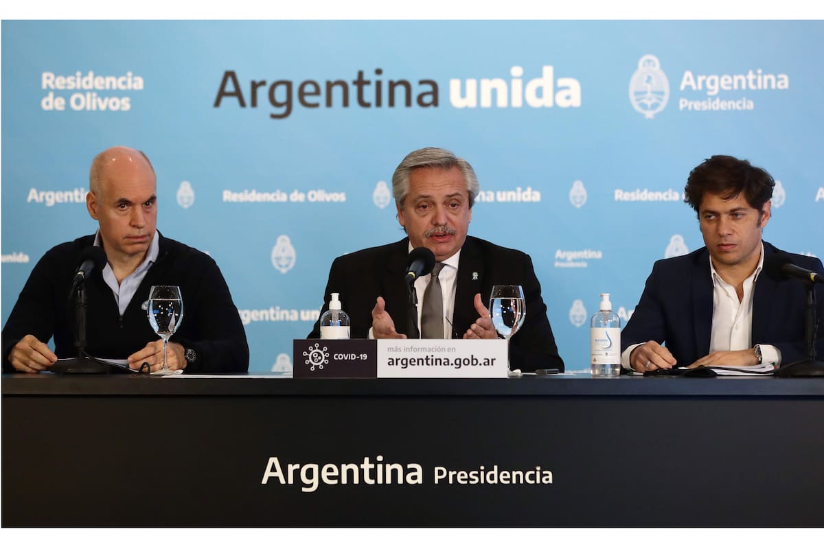 El presidente de la Nación Alberto Fernández el gobernador de la provincia de Buenos Aires y el jefe de gobierno Horacio Rodriguez Larreta, durante ub encuentro en Olivos