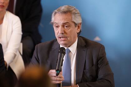 El presidente de la Nación incrementó los controles en las fronteras, en los aeropuertos y en la embajada de Estados Unidos