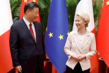 El presidente de la República Popular China, Xi Jinping y la presidenta de la Comisión Europea, Ursula von der Leyen