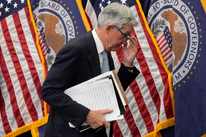 El presidente de la Reserva Federal, Jerome Powell, se retira del podio después de una conferencia de prensa en la sede de la Fed, el miércoles 22 de marzo de 2023, en Washington. (AP Foto/Alex Brandon, archivo)