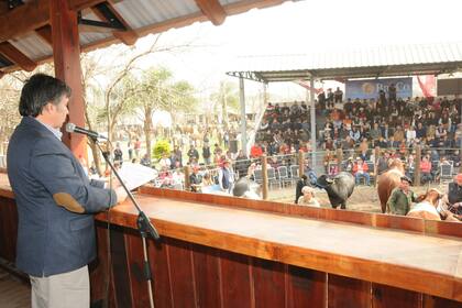 El presidente de la Rural, Daniel Pelegrina, en Expoagro en La Rural de Corrientes