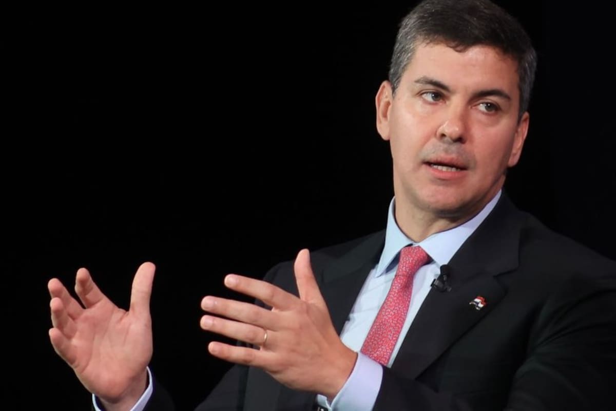 El presidente de Paraguay Santiago Peña