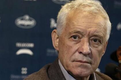 El presidente de Racing Víctor Blanco salió a respaldar al jugador, Ricardo Centurión