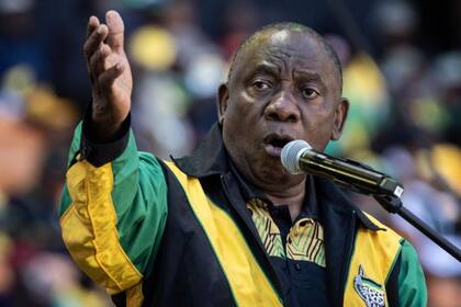 El presidente de Sudáfrica, Cyril Ramaphosa, niega que exista discriminación contra los blancos y sostiene que la reforma agraria busca corregir desigualdades históricas.
