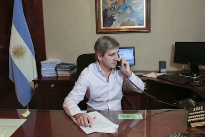 Luis Caputo, durante su presidencia en el Banco Central, en la administración de Mauricio Macri