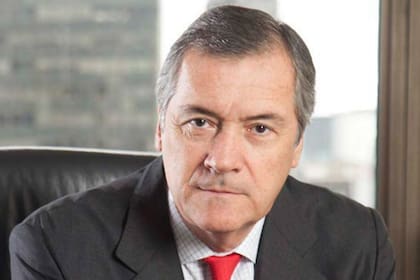 El presidente del banco español indicó "que el país vive una larga decadencia desde hace muchas décadas y necesita tiempo y esfuerzo para atravesar este proceso difícil"