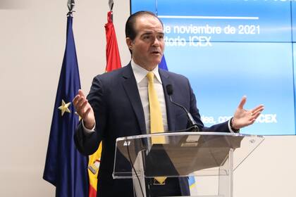 El presidente del Banco Interamericano de Desarrollo (BID), Mauricio Claver-Carone, al borde de la destitución.