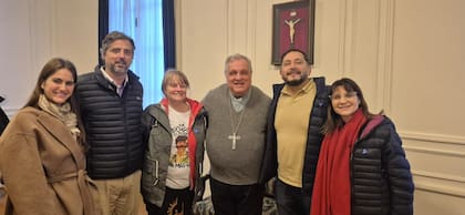 El presidente del Episcopado, monseñor Marcelo Daniel Colombo, recibió a médicos y trabajadores del Hospital Garrahan
