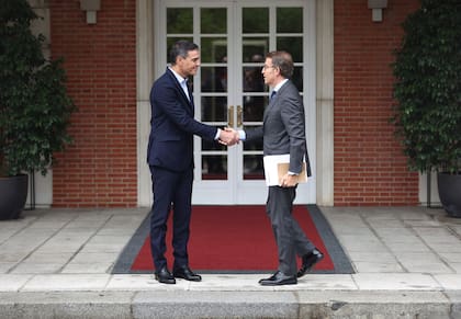 El presidente del Gobierno español y el líder del Partido Popular volverán a enfrentarse en las elecciones generales del 29 de noviembre