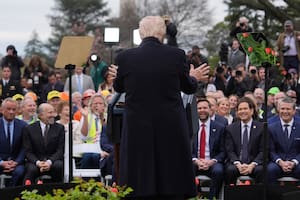 El presidente Donald Trump habla durante un evento para anunciar la imposición de nuevos aranceles en la Rosaleda de la Casa Blanca