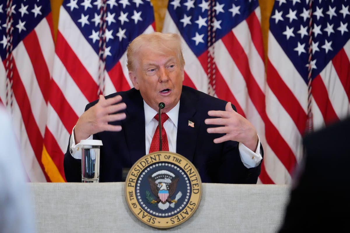 El presidente Donald Trump habla durante un evento para promover la inversión en atención médica rural en la Casa Blanca, el 16 de enero de 2026, en Washington.