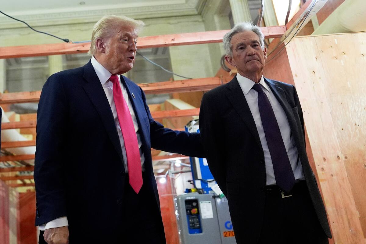 El presidente Donald Trump y presidente de la Reserva Federal, Jerome Powell.