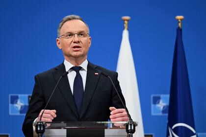 El presidente Duda pide a EEUU que despliegue armas nucleares en Polonia