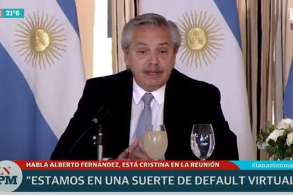 El Presidente, durante el anuncio realizado desde Olivos