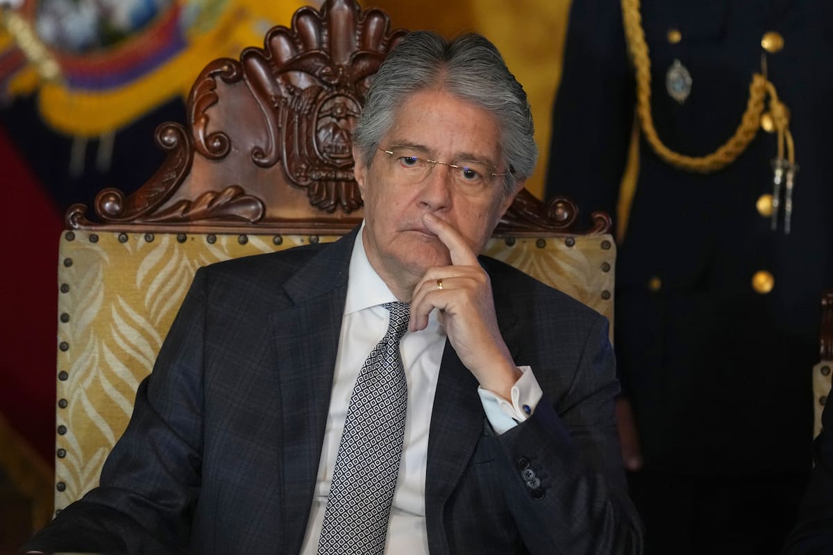 El presidente ecuatoriano, Guillermo Lasso, disolvió el Parlamento y ordenó adelantar las elecciones. (AP Foto/Dolores Ochoa)
