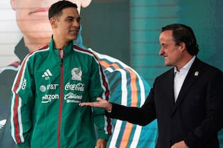 Márquez sacude al Tri: regresan Hirving Lozano y Alex Padilla, bajas Jiménez y Quiñones