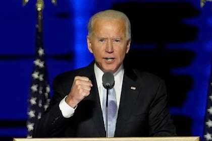 El presidente electo de Estados Unidos, Joe Biden, instó al uso de tapabocas y dijo que "no es un gesto político"