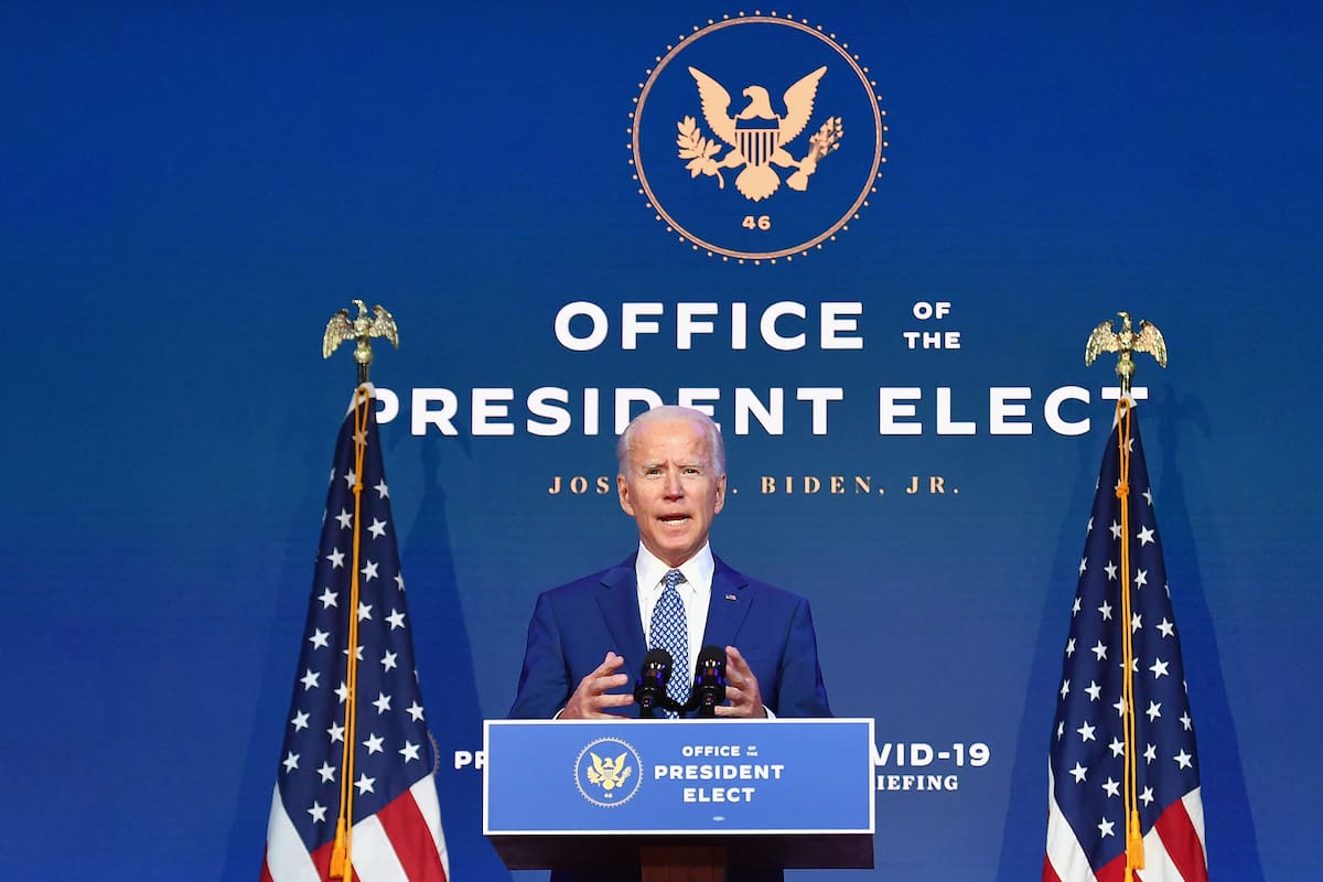 El presidente electo de Estados Unidos, Joe Biden, pronuncia un discurso en The Queen en Wilmington, Delaware, el 9 de noviembre de 2020