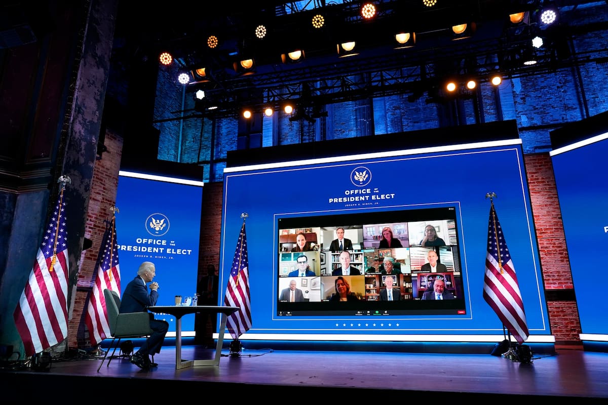 El presidente electo de los Estados Unidos, Joe Biden, asiste a la reunión sobre Seguridad Nacional, el 17 de noviembre de 2020 en Wilmington, Delaware.