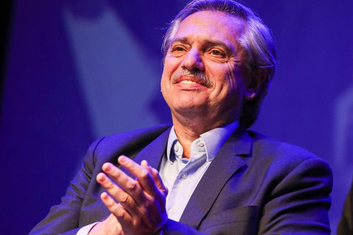 El presidente electo respondió varios mensajes por las redes sociales