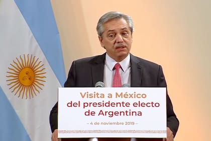 El presidente electo se despide de México, su primer destino