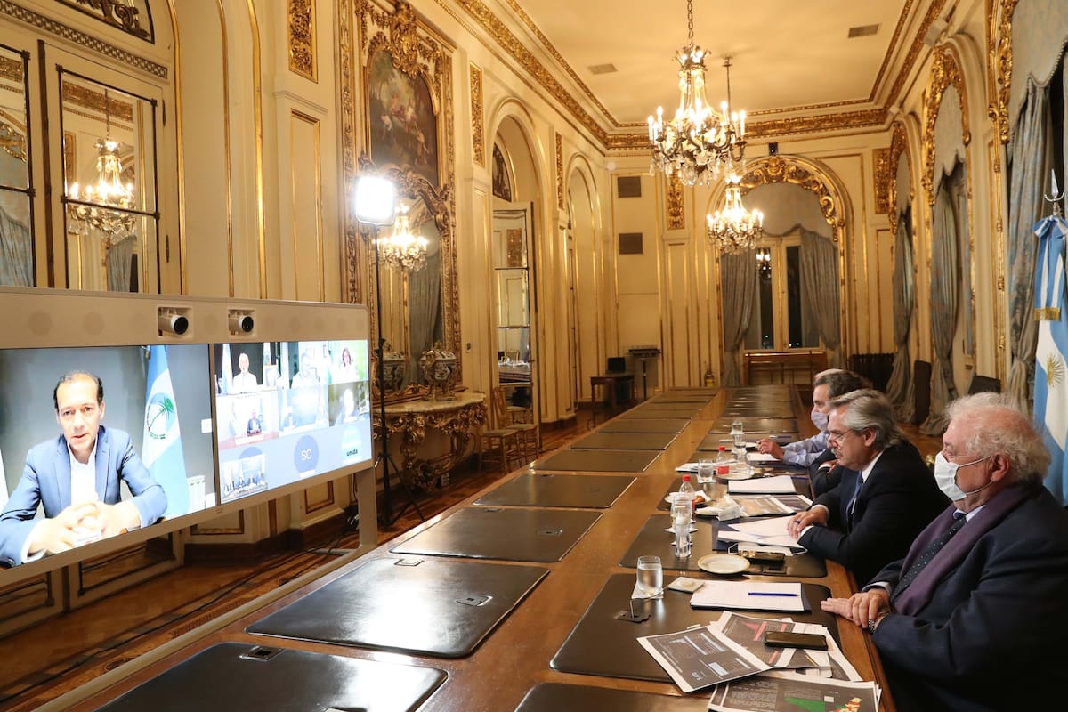 El Presidente encabezó este miércoles una reunión virtual con los mandatario provinciales para definir los próximos pasos del aislamiento por el coronavirus
