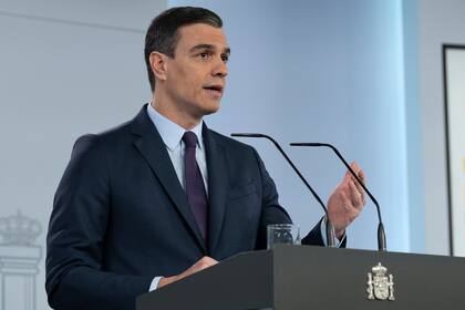 El presidente español, Pedro Sánchez, presentó un plan de desconfinamiento que comenzará el 11 de mayo