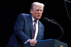 El presidente estadounidense Donald Trump decidió rebautizar el Departamento de Defensa, como Departamento de Guerra