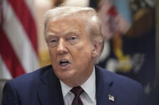 Trump y la caballería