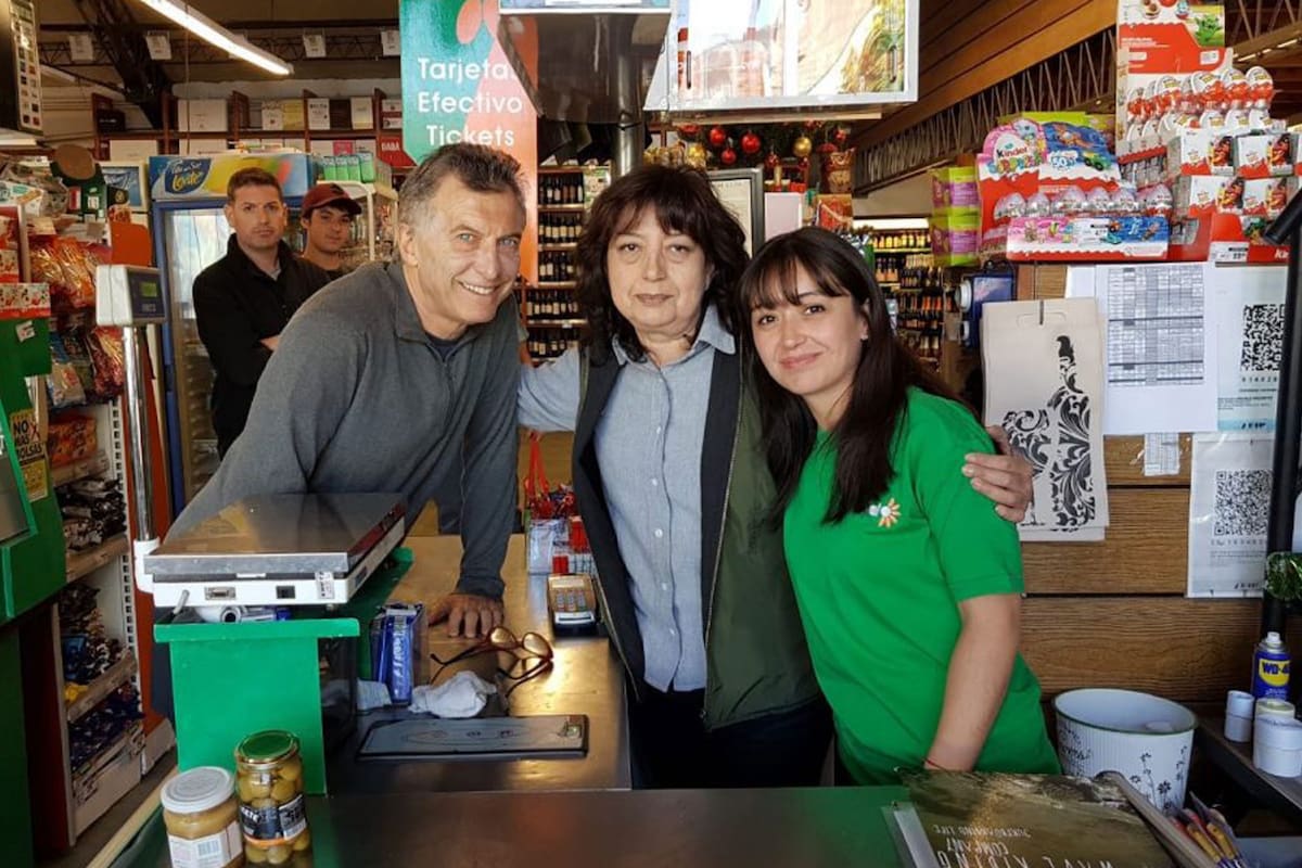 El Presidente fue a un supermercado de Neuquén antes del festejo de Navidad