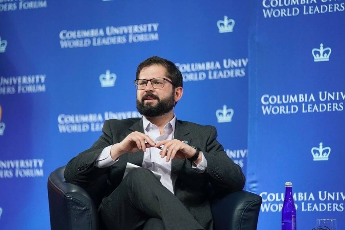 El presidente Gabriel Boric, en el foro en Columbia