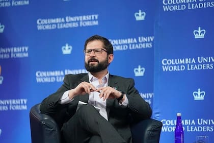 El presidente Gabriel Boric, en el foro en Columbia