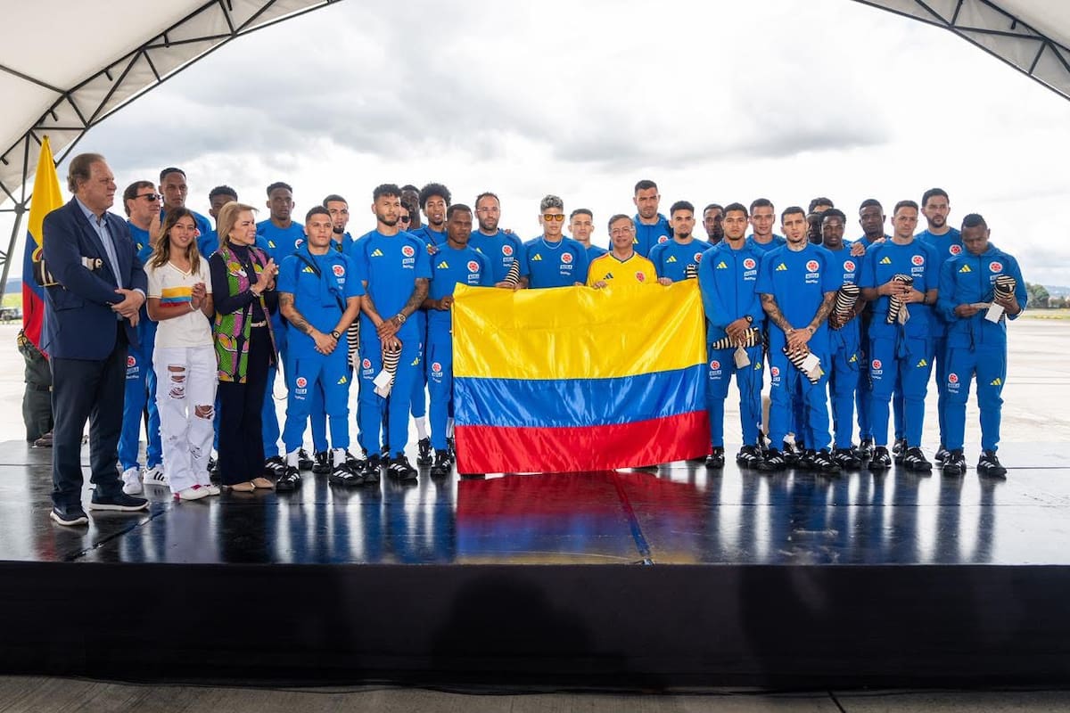 El presidente Gustavo Petro durante el acto donde despidió a la selección colombiana rumbo al Mundial 2026