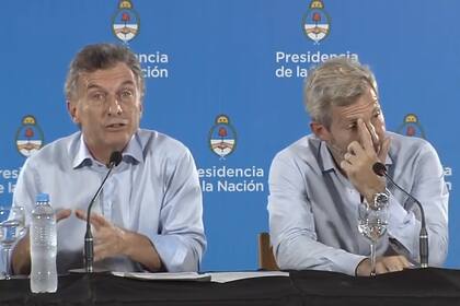 El Presidente habló sobre la posibilidad de que la mandataria provincial o un radical lo acompañen en la fórmula