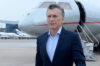 Macri viajará en un avión privado por Asia tras el vuelo en Emirates