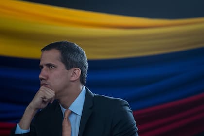 El presidente interino viajó a Colombia para denunciar los vínculos entre el gobierno de Maduro y Hezbollah; luego partirá a Europa, donde se reunirá con varios líderes