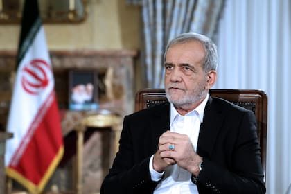 El presidente iraní busca apoyo diplomático para frenar la escalada, pero advierte que responderá “proporcionalmente” a cada ataque israelí